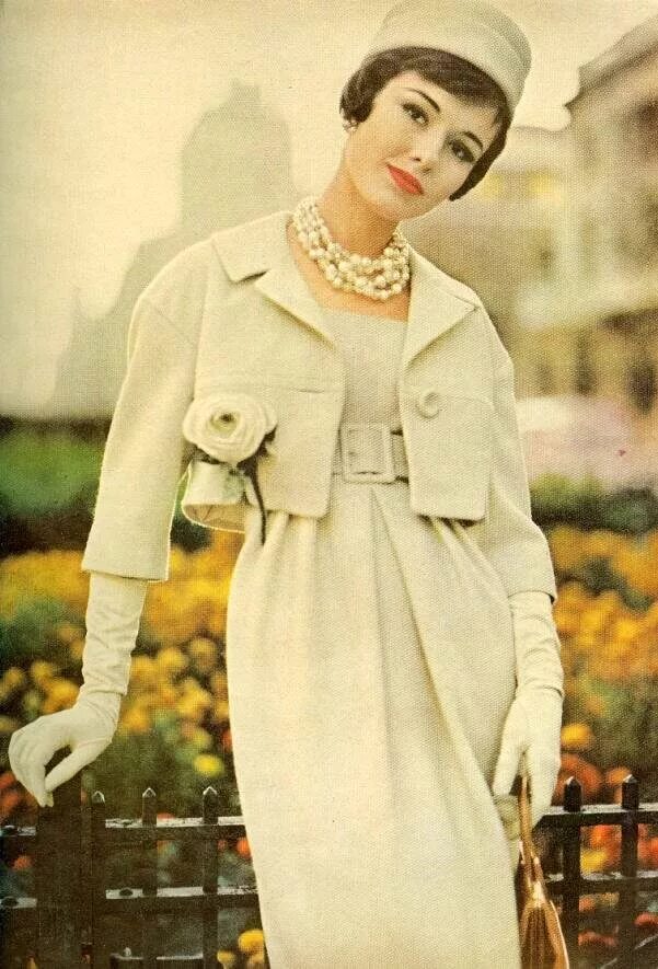 Мода 1950е мода. Шанель 1950. Шанель 50-е. Стиль 50е 60е. Ретро рассказы женщин