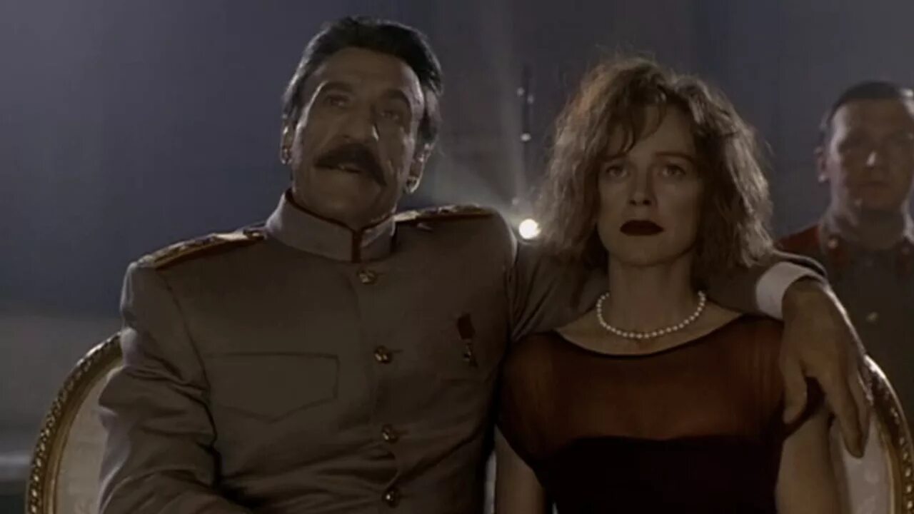 Children of the revolution t. Дети революции фильм 1996. Файр фильм 1979. Фильмы сталинских времен. Children of the Revolution (1996) poster.