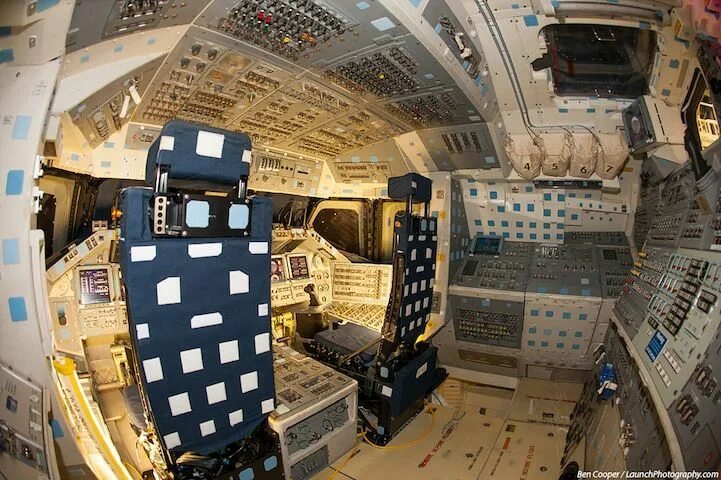 Space Shuttle Flight Decks Flight deck, Space shuttle, Space flight