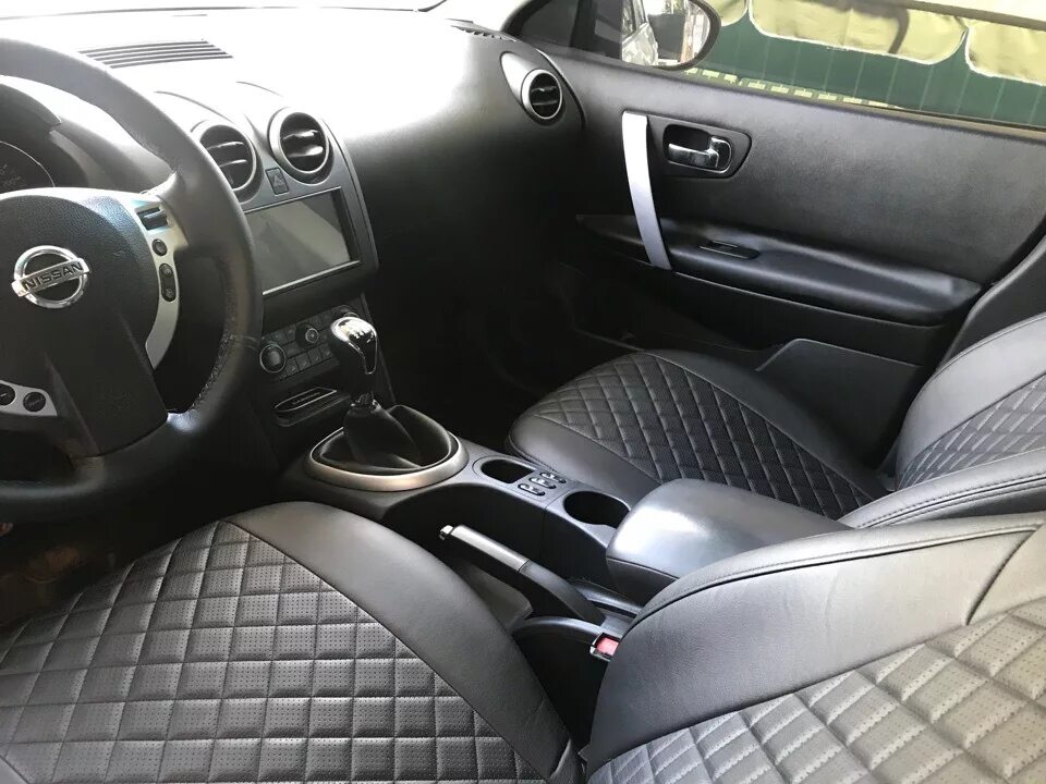 Фото кожаного салона - Nissan Qashqai (1G), 1,6 л, 2011 года аксессуары DRIVE2