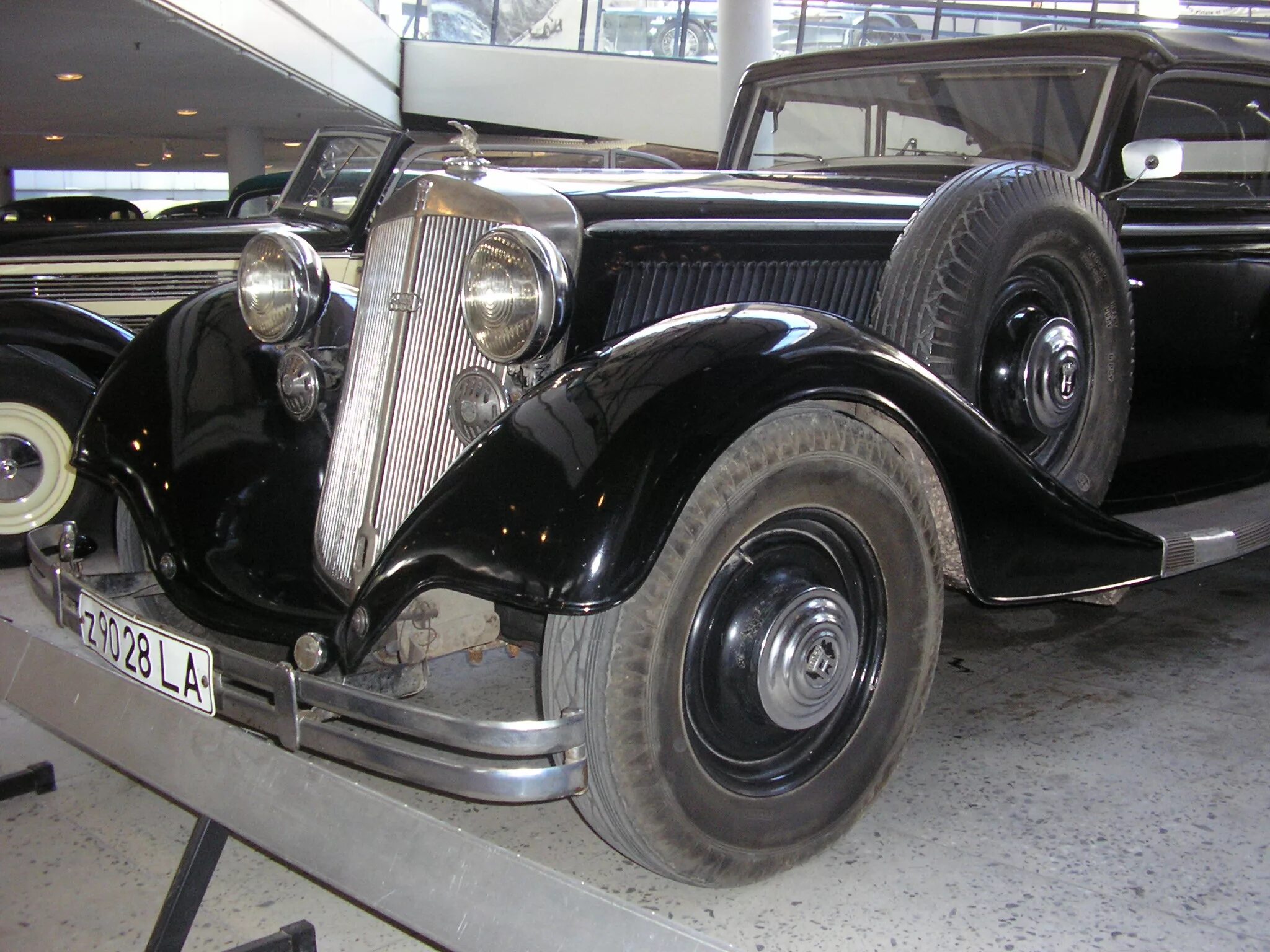 Horch 853 sport cabriolet. Horch 853 геринга. Horh dust. Гравийный велосипед horh dust, 28, 2023. Horh dust.