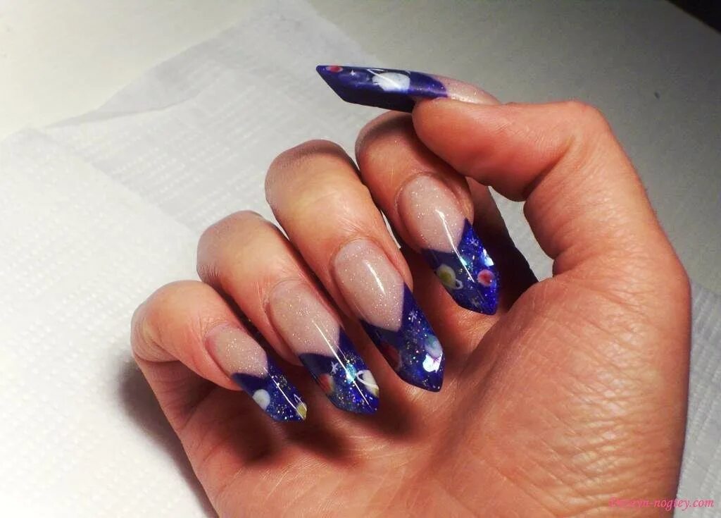 Edge nails
