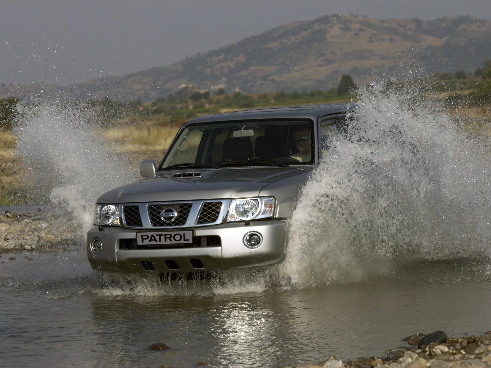 Nissan patrol 2005 салон. Nissan patrol vtc turbo. Nissan patrol vtc turbo. Nissan patrol y61 super safari. ниссан патрол арабы.