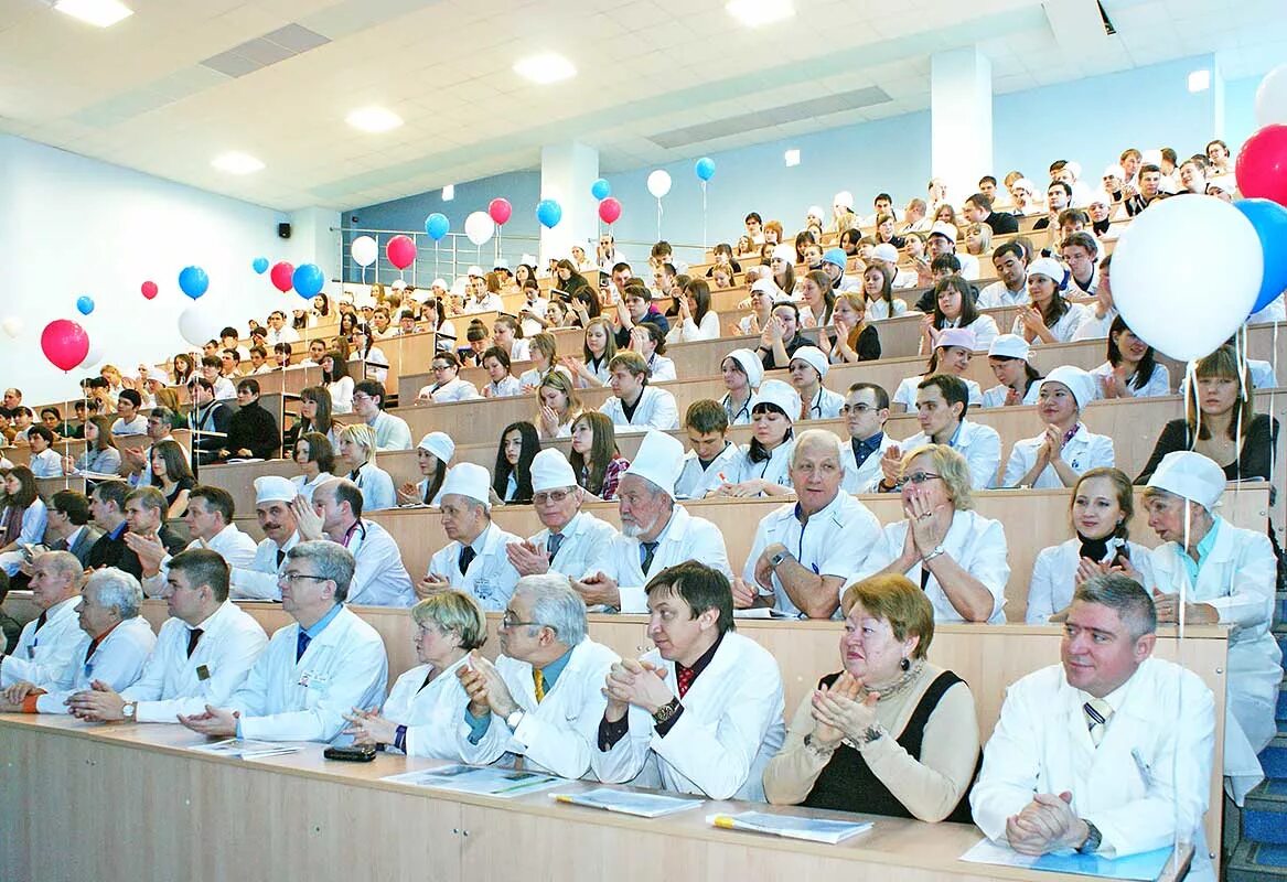 медицинский вуз. самарский медицинский университет официальный сайт. самарский медицинский университет официальный сайт. самарский медицинский онкологический центр. медицинский вуз картинка.