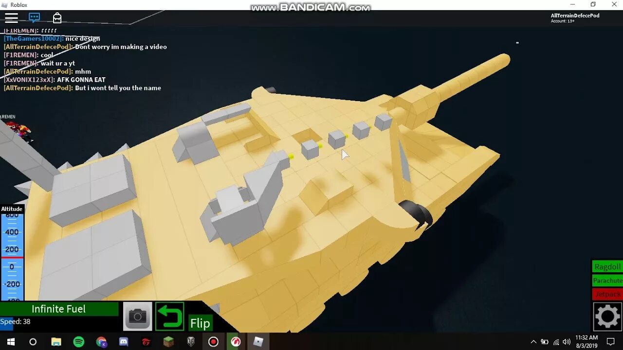 Roblox tanks. Танк РОБЛОКС. Танк из РОБЛОКСА. Как построить танк в plane Crazy. M1a2 Abrams Roblox.