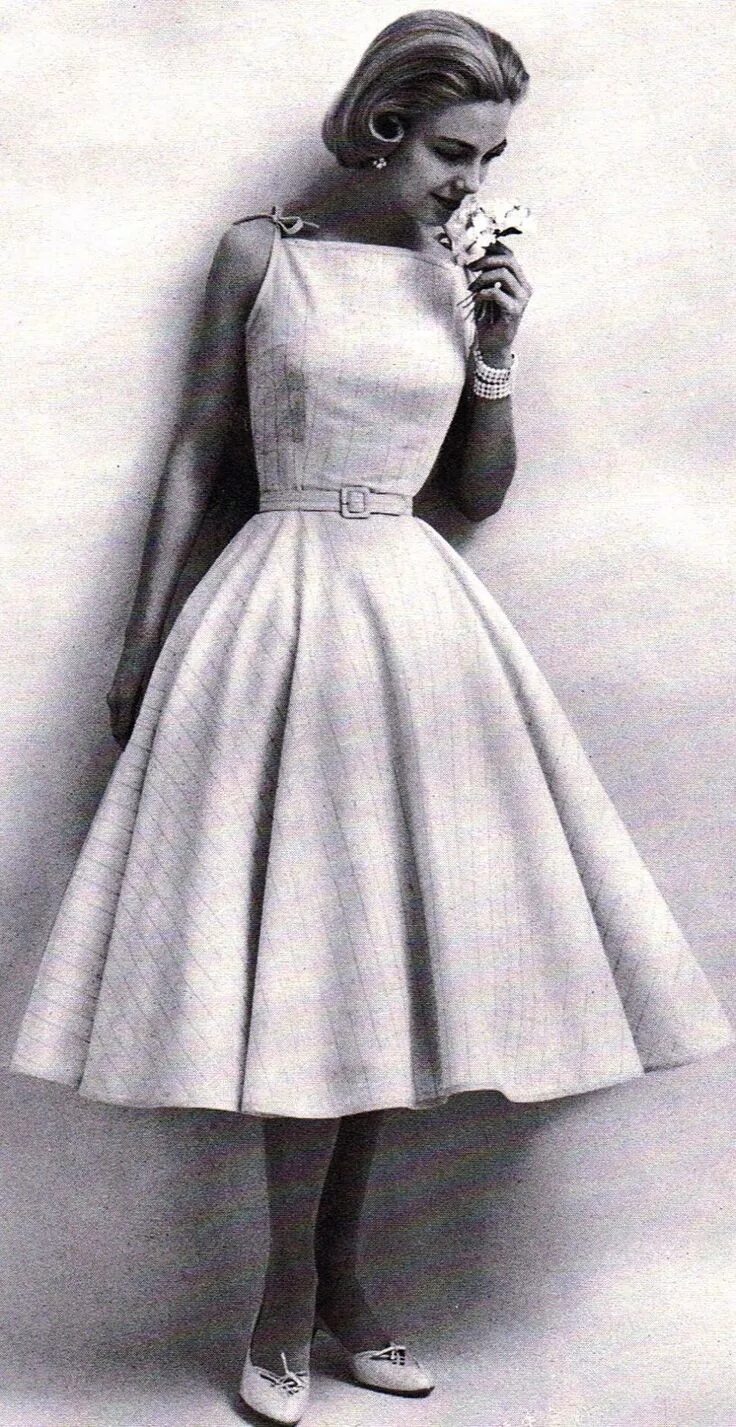 Мода 50 60. Мода диор 1950х. кристиан диор 60е. christian dior 50-s. стиль 50е 60е.