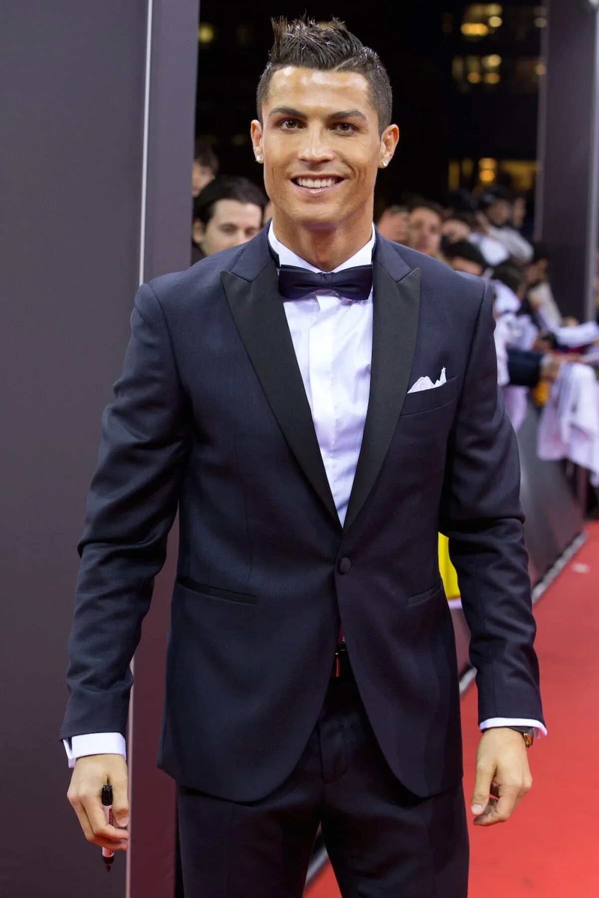 Сколько дали роналду. Роналдо. Кристиану Роналдо. Криштиану Роналду Cristiano Ronaldo. Фото Кристиано Роналдо.