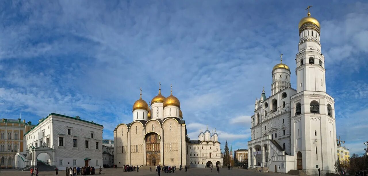 Названия зданий на соборной площади. Соборная площадь московского кремля. соборная площадь московского кремля успенский благовещенские соборы. храм на соборной площади кремля в городе москва:. успенский благовещенский архангельский соборы московского кремля.
