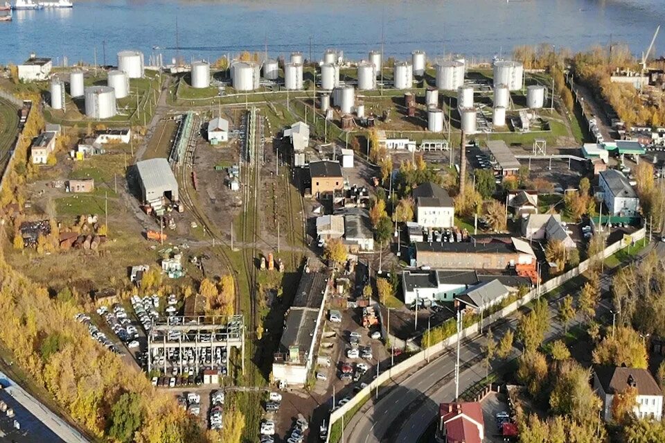 Дудинка нефтебаза. Ачинская нефтебаза. Пожар на нефтебазе фото. Красноярская нефтебаза. Красноярская нефтебаза.