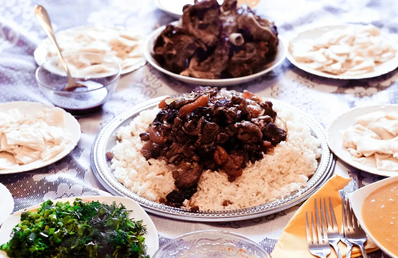 Еда в дагестане. Национальная еда кумыков. национальная кухня республики дагестан. рутульский хинкал. кумыки кухня.