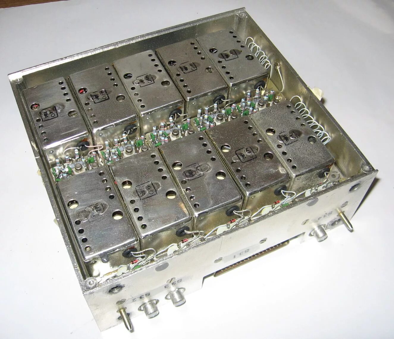 Блок р-173-14. Р-173-14. Р 173 14. Радиостанция р 173м блок питания. Р-173 радиостанция.