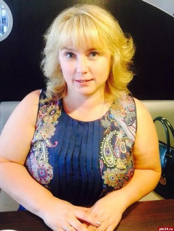 Женщины пскова. Глубокий ростовская область стадион. П. Фото женщин псков. Женщины псковской области.