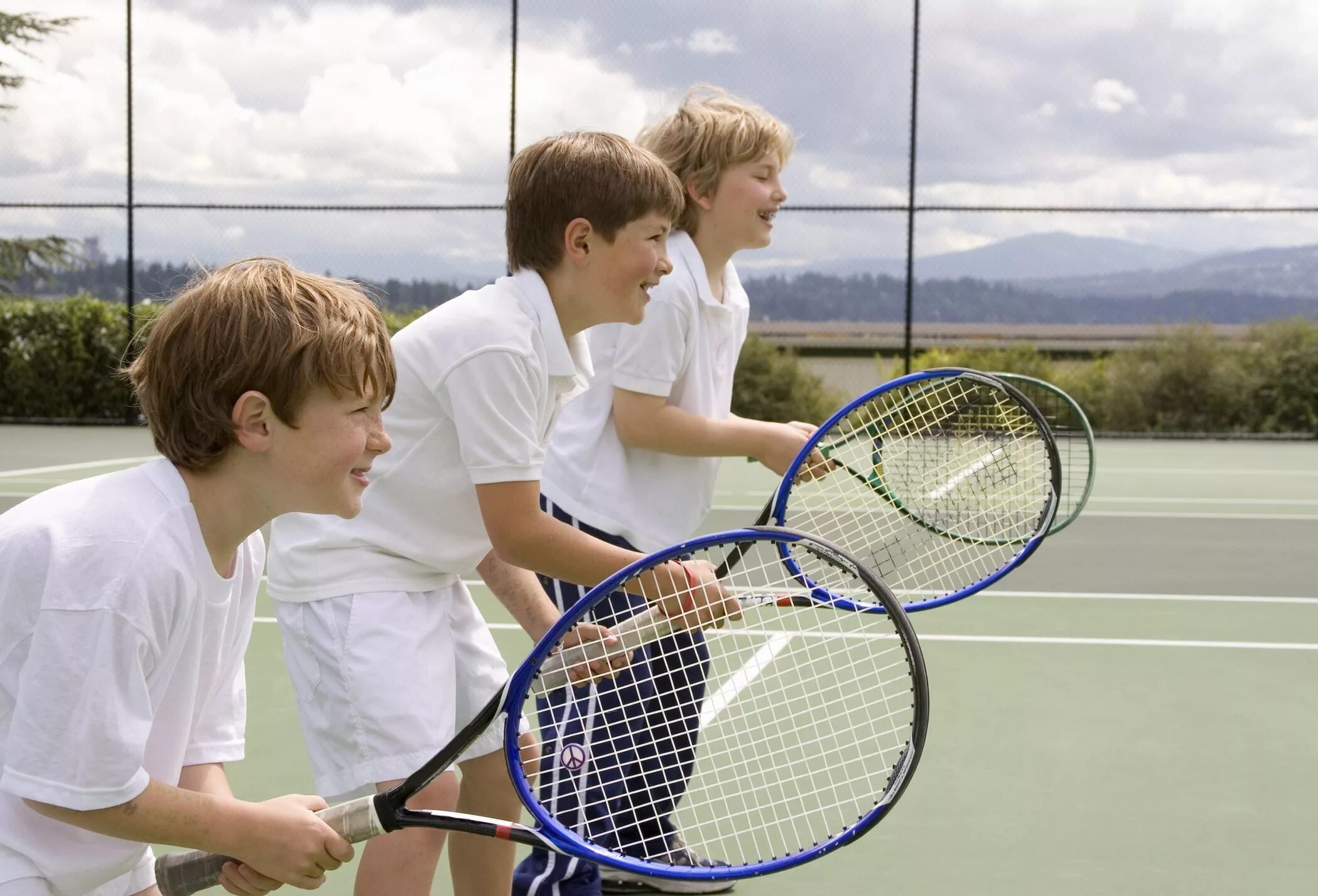 Теннис. Детский теннис. Ребенок теннисист. Игра "большой теннис". Уроки игры тенниса