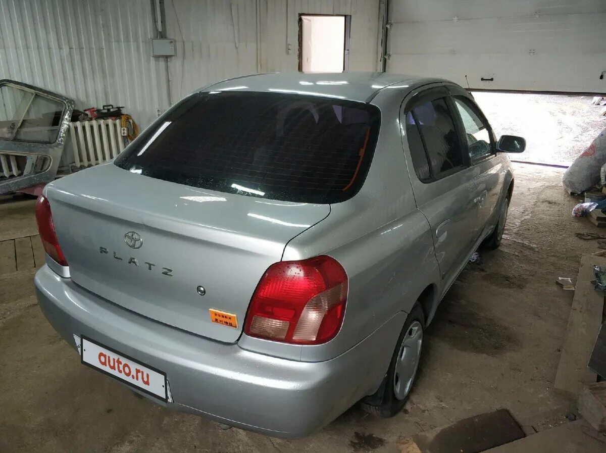 Платц 2000 года. Toyota Platz 2000. Тойота Платц 2000 года. Машина Тойота Платц 2000 года. Platz машина Toyota 2000 года.