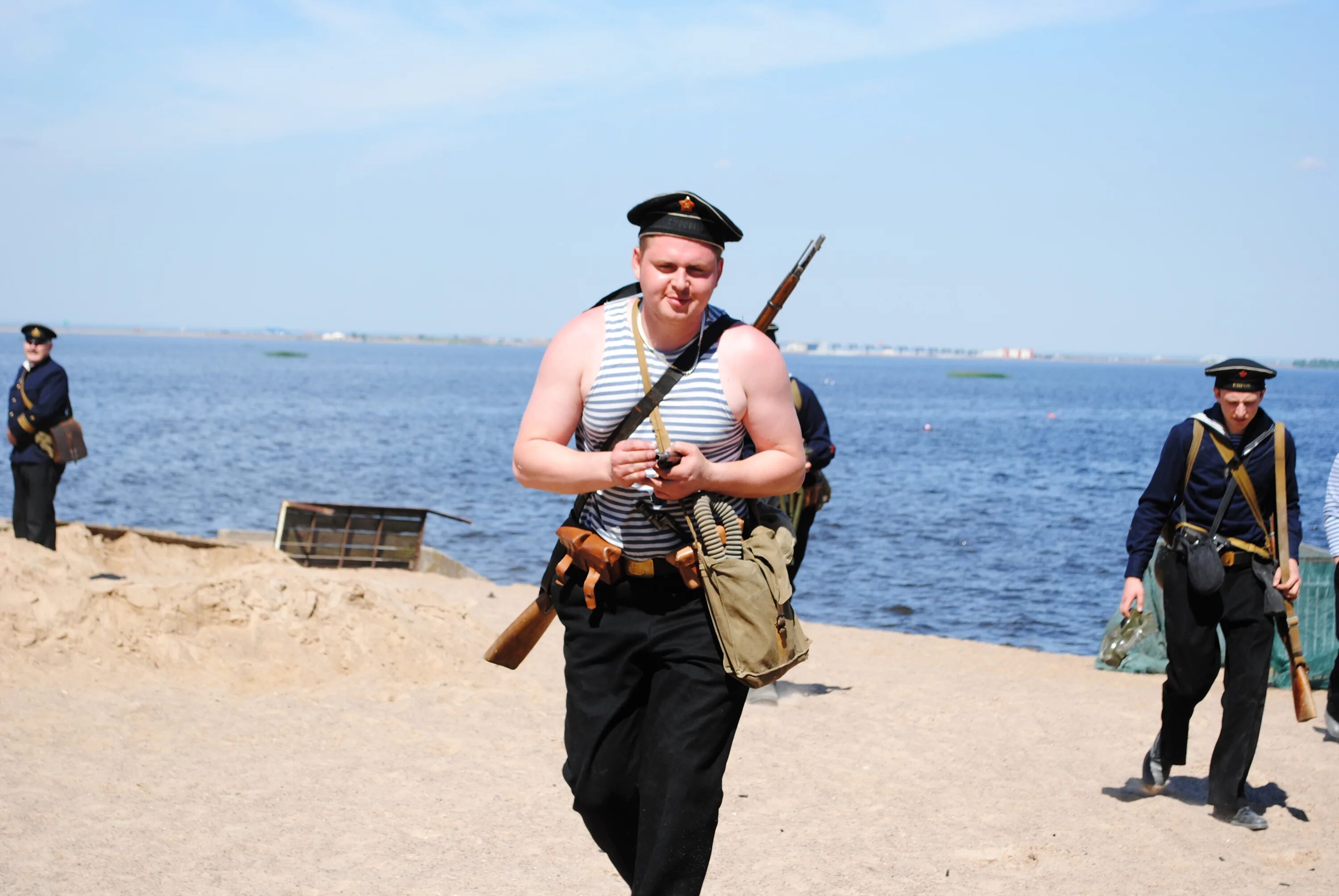 Пляж в кронштадте. Кронштадтский пляж, кронштадт. западный котлин кронштадт пляж. пляж в кронштадте фото. хорошие пляжи в кронштадте.