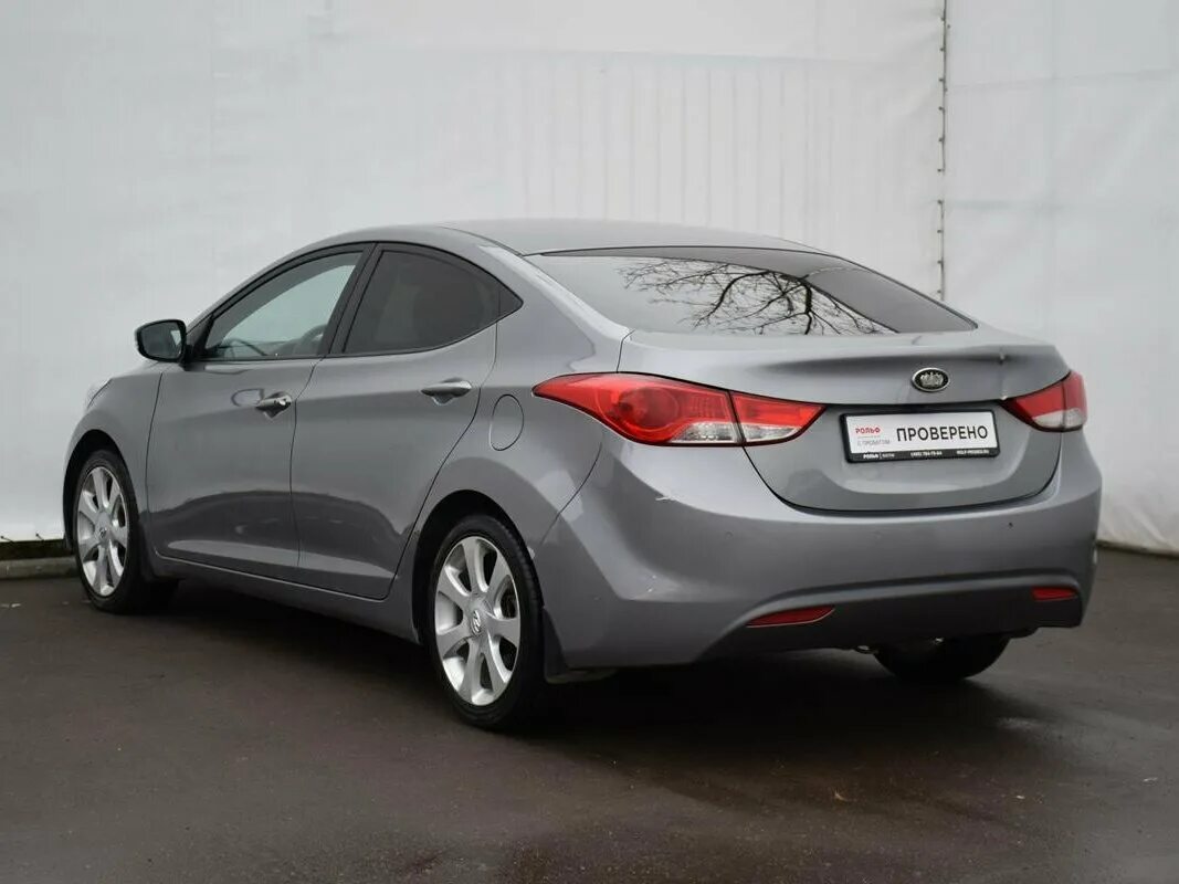 Авто хендай купить москва. Hyundai Elantra 2012. Hyundai Elantra MD 2012. Hyundai Elantra 8. Элантра 2012 1.8.