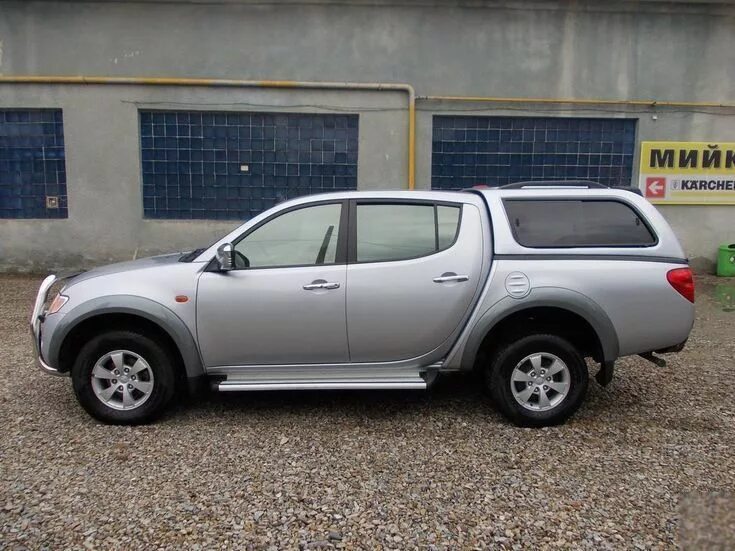 Mitsubishi l200 2008