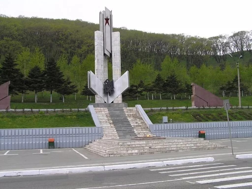 Приморский край победы. Памятники города находка Приморского края. Памятник Победы находка, Приморский край. Мемориал Победы в городе находка. Город находка памятник Победы.