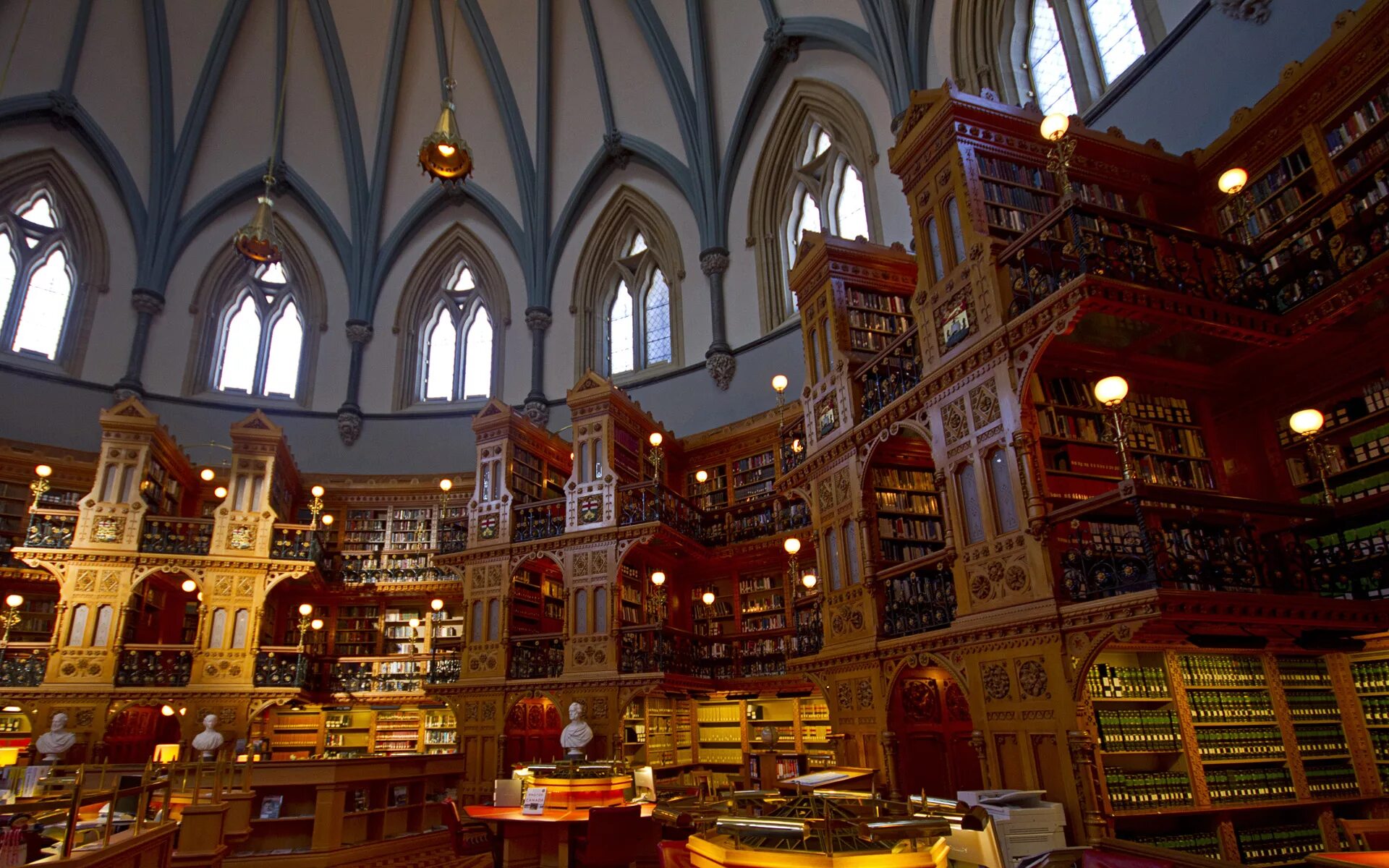 Поставить library. Библиотека Линкольнского собора. Парламентская библиотека Оттава. Красивая библиотека. Старинная библиотека.