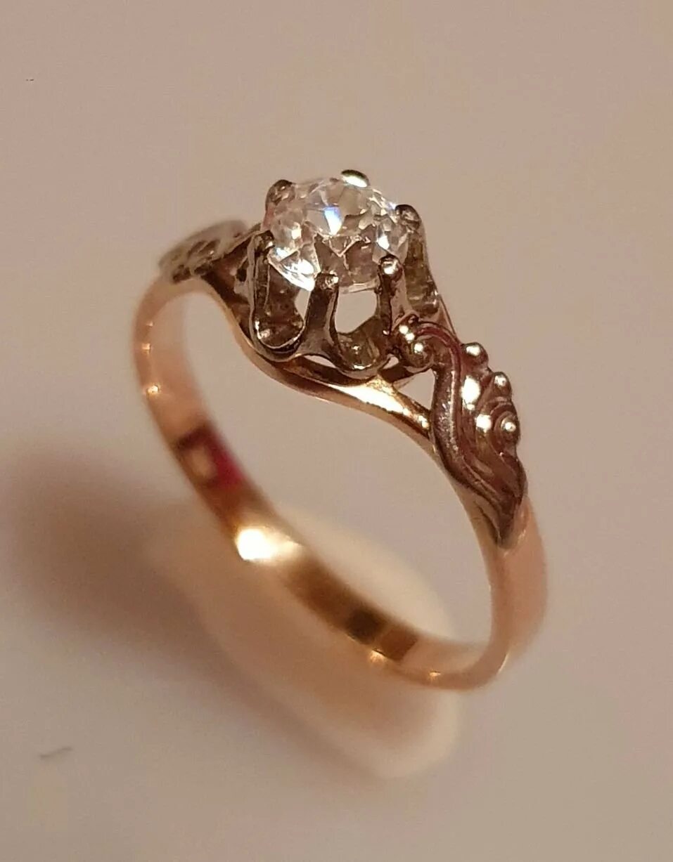 Золотое кольцо. Шикарные золотые кольца. Красивые кольца из золота. Красивые золотые кольца женские.