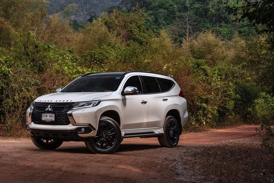 Mitsubishi pajero sport 3 обвес. Pajero sport 3g. 4. Mitsubishi pajero sport 2022. Паджеро спорт 3.