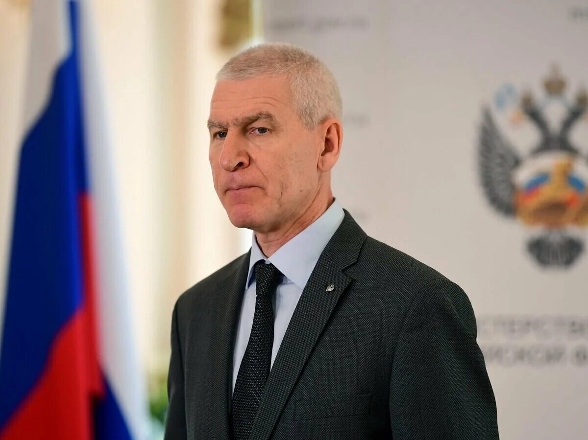 Министров матыцин. Олег Матыцин 2022. Матыцин и Путин. Олег Васильевич Матыцин. Матыцин министр спорта и пиво.
