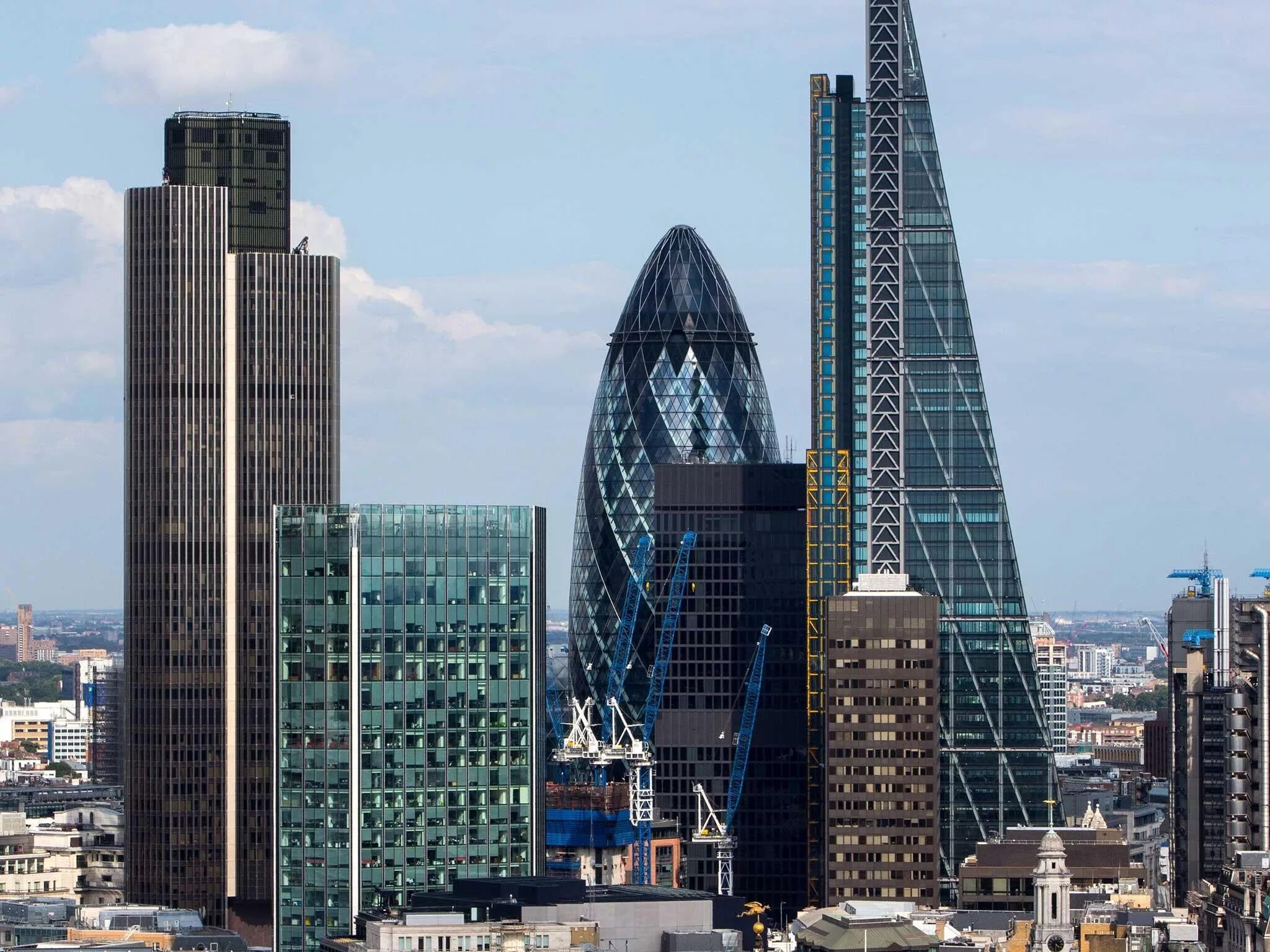 Сити британия. Район Лондонский Сити (City of London). Сити исторический финансовый центр Великобритания. The Gherkin в Лондоне. Деловой центр Сити в Лондоне.