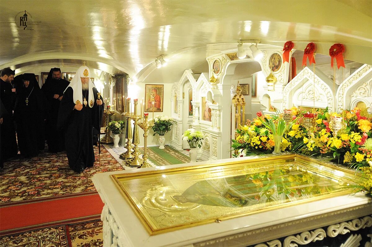 Мощи иоанна кронштадтского. Мощи кронштадтского в санкт петербурге адрес. Мощи ксении петербуржской в санкт-петербурге. Мощи иоанна кронштадтского. Мощи кронштадтского в санкт петербурге адрес.