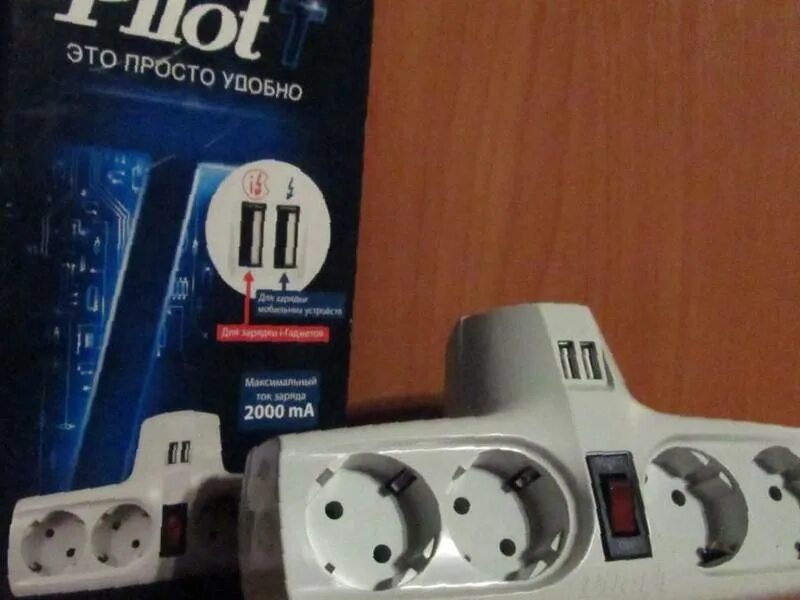Pilot сетевой фильтр 4 розетки 2 usb. Сетевой фильтр 4 розетки zis pilot t usb. Сетевой фильтр zis pilot t. Разветвитель zis pilot t 4 sockets. Сетевой фильтр pilot t разборка.