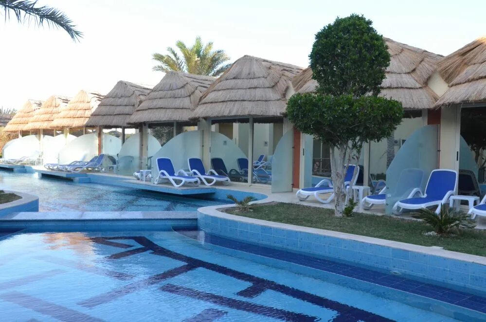 Отели в египте с бунгало. Отели в египте с бунгало. Лагуна виста шарм. Panorama bungalows resort 4 в эль гуне. Отель панорама бунгало резорт эль гуна.