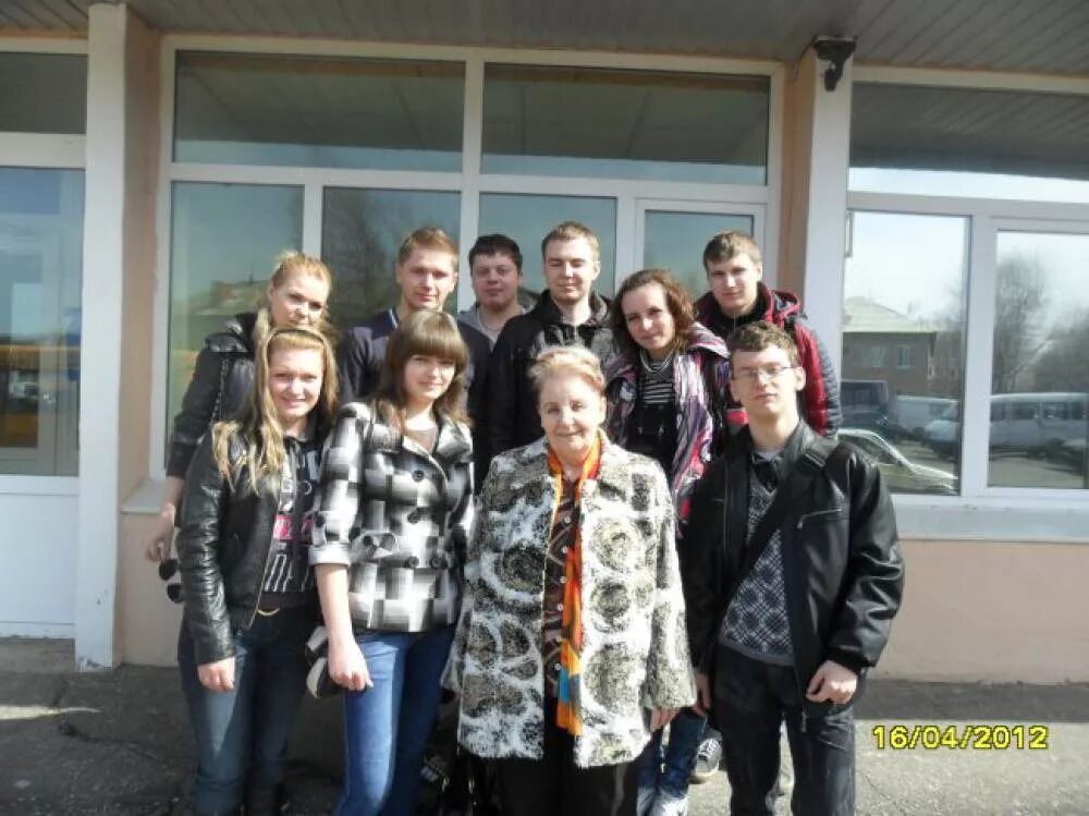Минимум 9 школы. Нововязниковская школа вязники. 2 школа город вязники. школе номер 2 город вязники. директор школы 2 вязники.