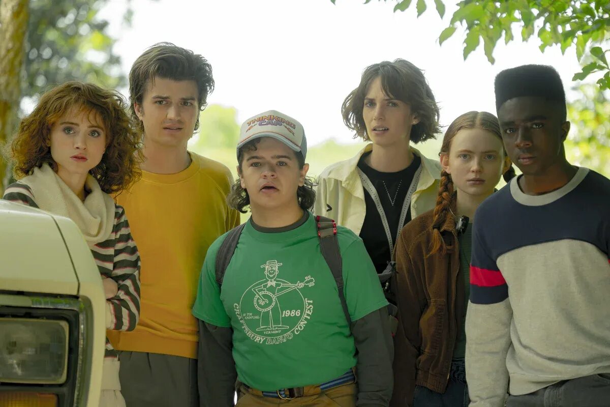 Гейтен Матараццо 2022. Stranger things 4 Стив Харрингтон. Нэнси Уилер 4 сезон. Макс очень странные дела 4 сезон