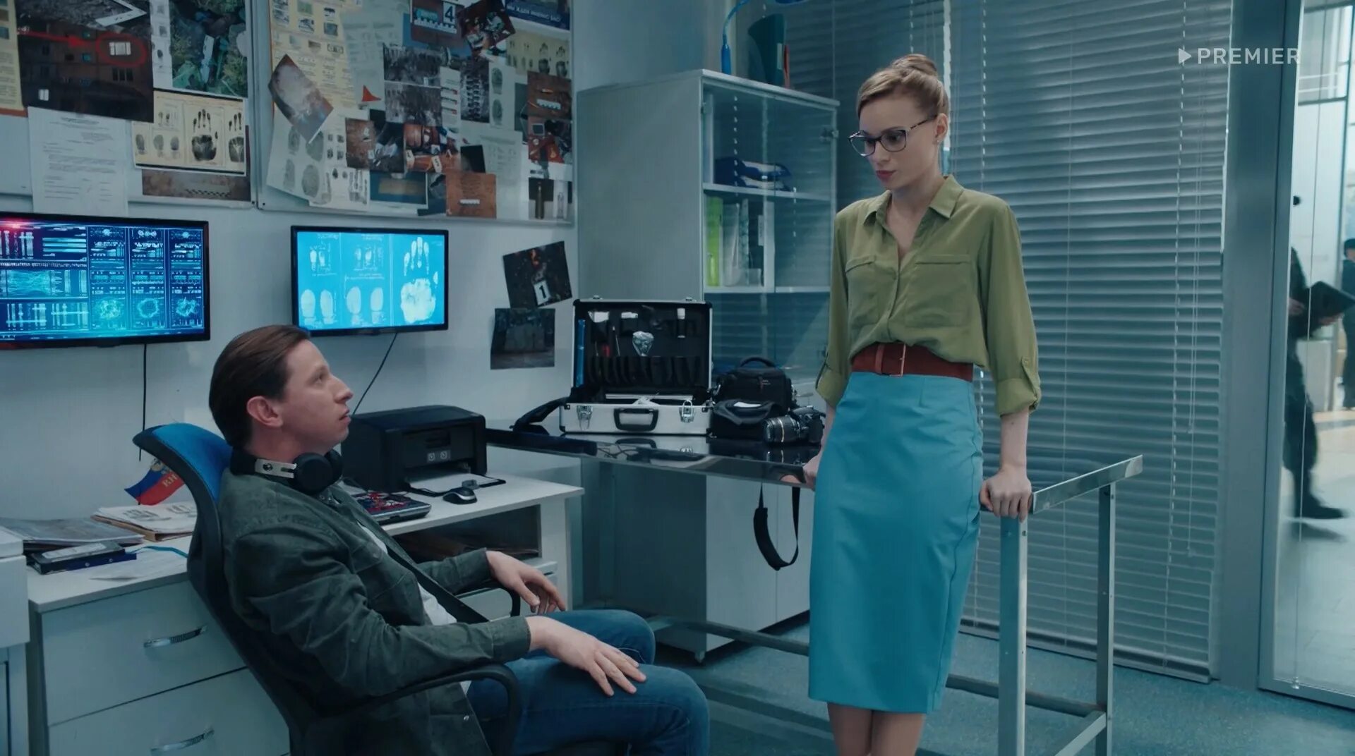 Алевтина тукан в сериале девушки с макаровым. Алевтина тукан девушки с макаровым 3. Валерия астапова синицкая. Девушки с макаровым сериал тнт. Девушки с макаровым куренков.