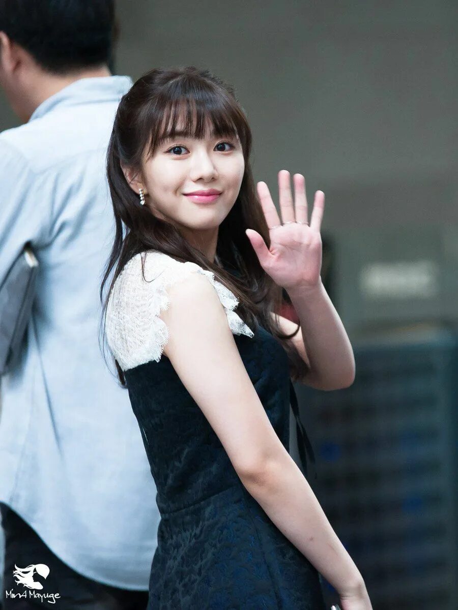Aoa mina. Мина аоа. мина аоа 2025. mina korean singer.