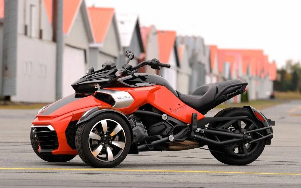 Cheap can am. Can am Spyder f3. Трицикл BRP can-am Spyder. Can-am Spyder f3 s. Трицикл can am Spyder f3.