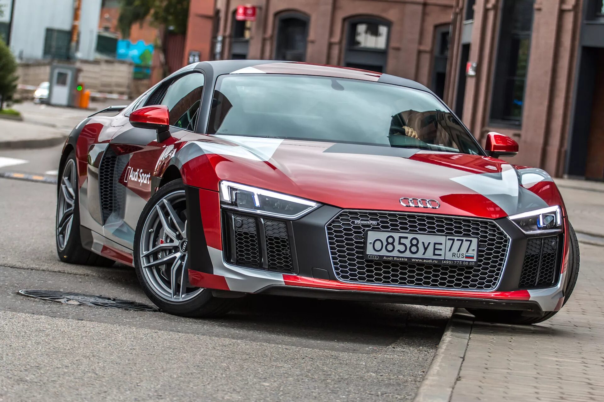 Купить ауди р8. Ауди р8 Спортбэк. Audi r8 Sportback 2020. Audi r8 Max. Audi r8 gt 2022.