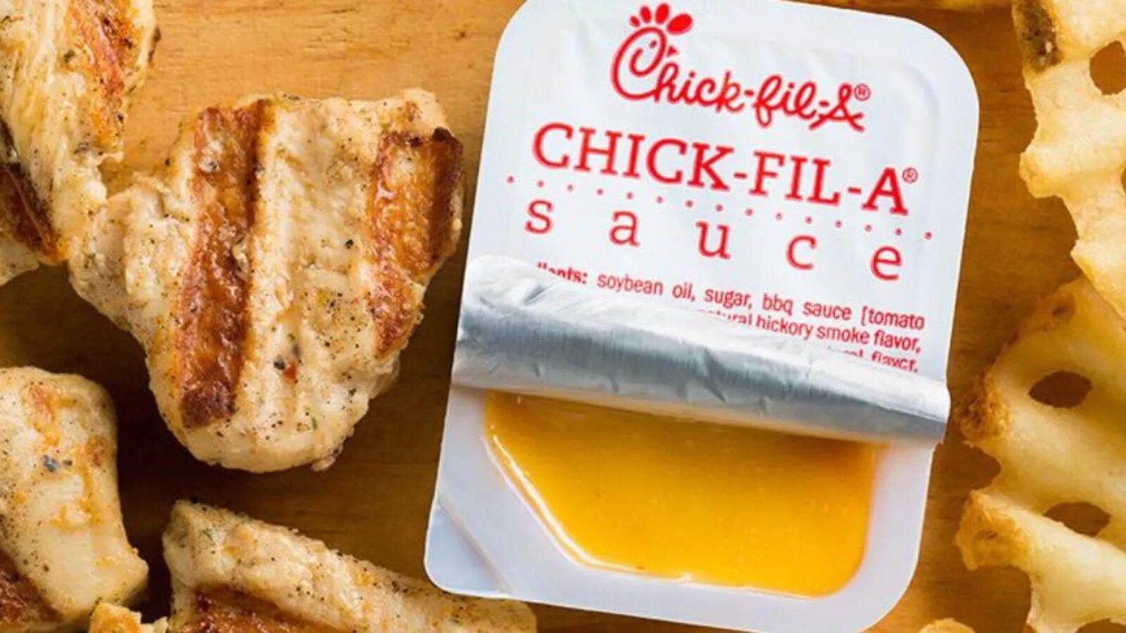 Chick fil a sauce girl. Chick fila. Signature sauce. Chicken sauce original. Chick fil a sauce girl.