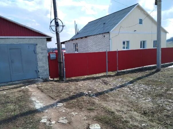 Авито ермолаево куюргазинский. Дом с ермолаево куюргазинский район. ермолаево садовая улица. ермолаево садовая улица 5. дом в ермолаево ул.первомайская.