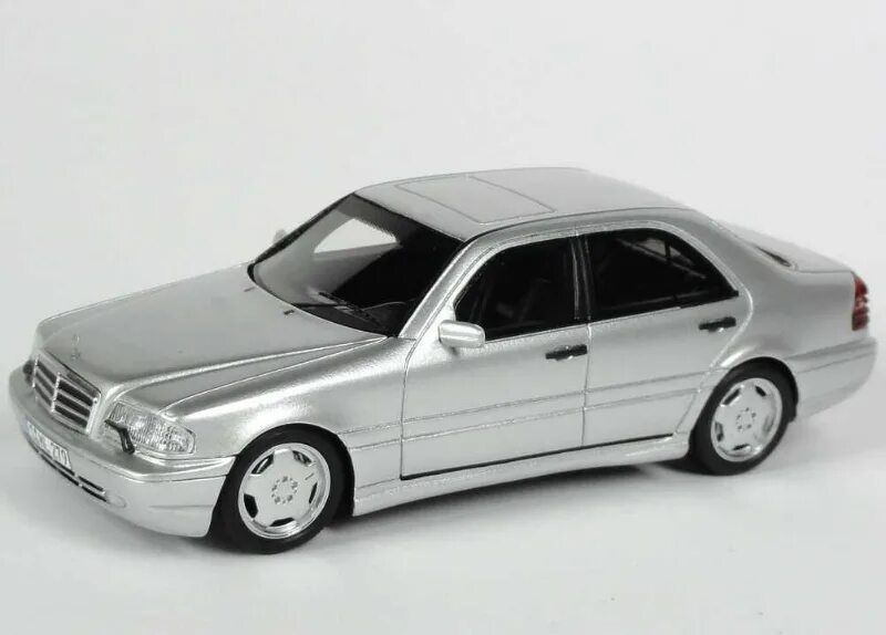 Мерседес 1 43. Welly 1:43 Mercedes Benz w202. Модель Mercedes Benz w202. Mercedes w202 модель. Mercedes-Benz w202 Welly.