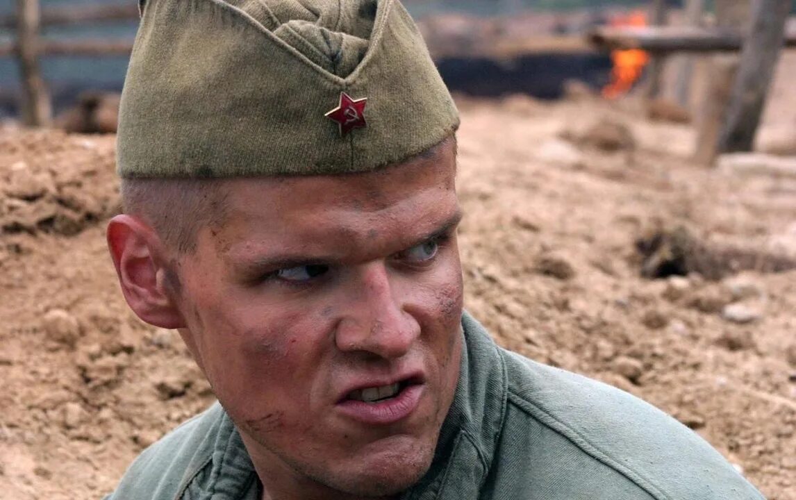 главная роль страна