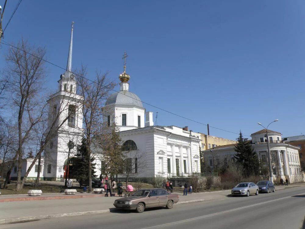 Тверь воскресная церковь трех исповедников. Церковь 3 исповедников г. Храм трех исповедников. Наб афанасия никитина церковь воскресения христова тверь. Церковь воскресения христова (трёх исповедников) в твери.