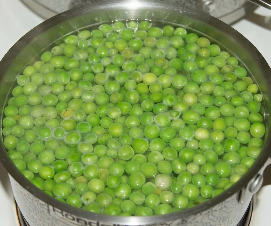 Консервированный зеленый перец горошком. Горошек зеленый 400 грамм аро. Добавить консервированный горошек. Зеленый горошек на зиму. Вкусный консервированный горошек.