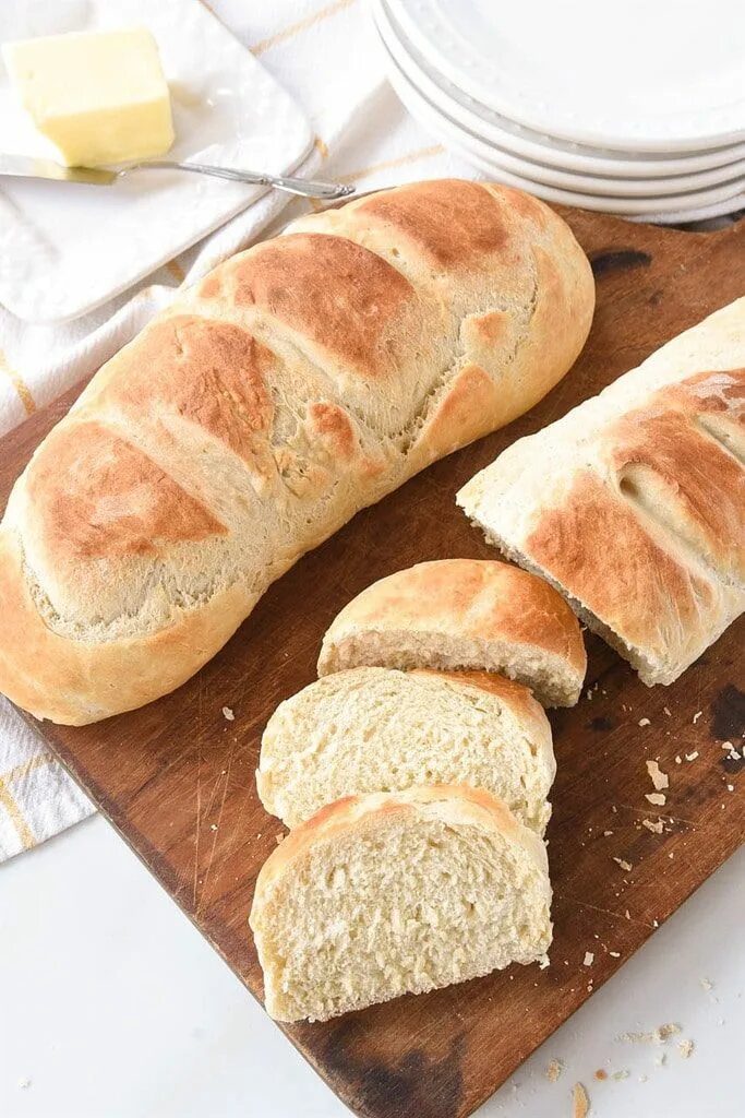 Французский хлеб. Французский хлеб. Багет батон. French bread. Багет хлеб.