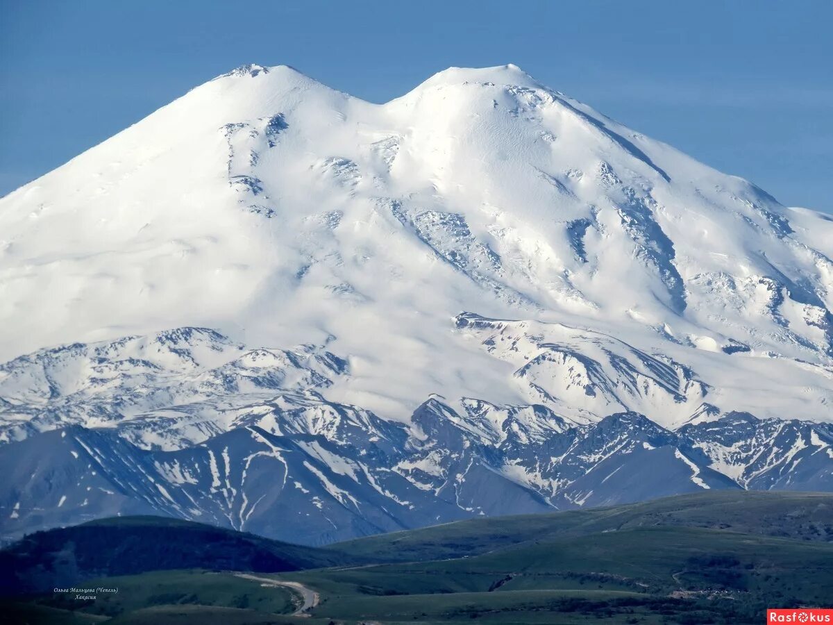 Эльбрус находится в европе. Гора Эльбрус. Эльбрус, Кабардино-Балкария. Кавказские горы Эльбрус. Эльбрус Камчатка.