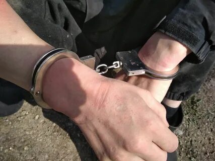 Связали и избили