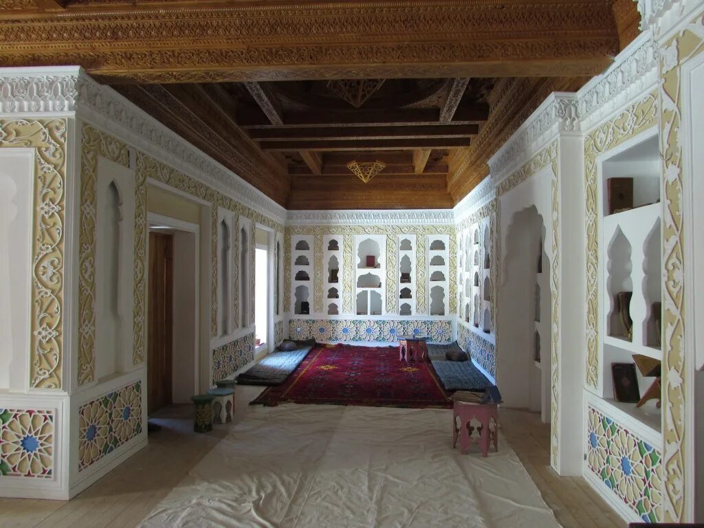 Deluxe гостиница худжанд. Таджикистан чайхана арбоб. Эхсан гостиница худжанд. Дом в худжанде. Khujand deluxe hotel.