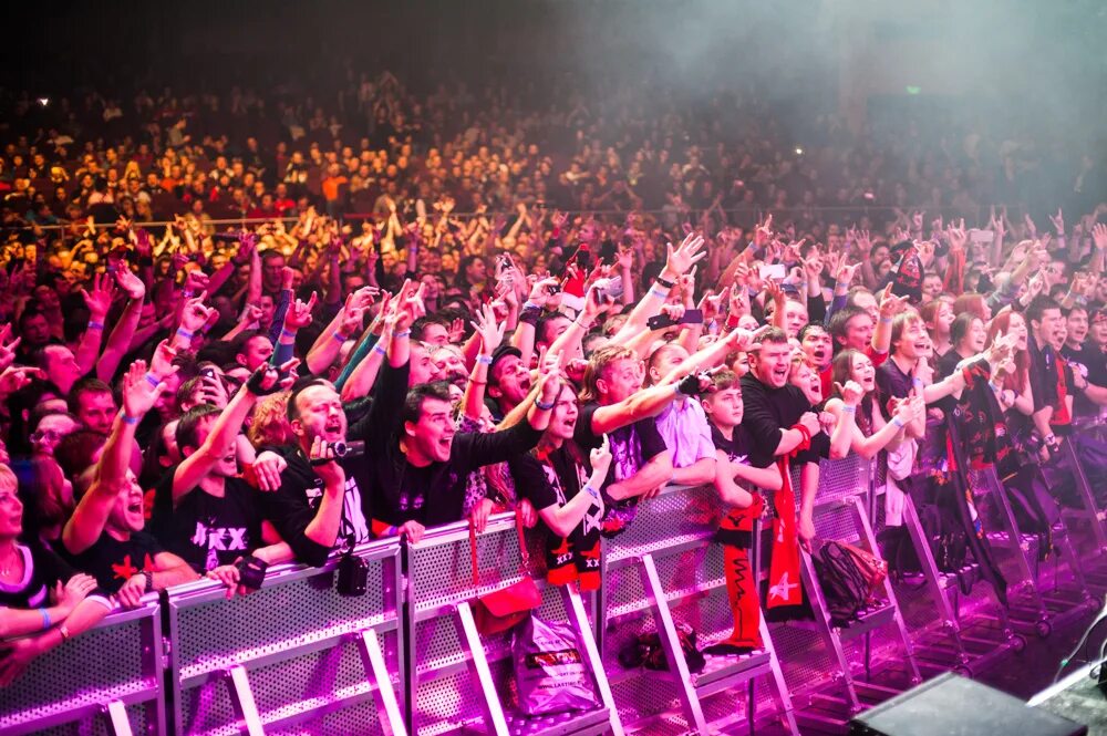 концерт руки вверх 2022 самара. группа пикник. концерты групп в самаре. концерты групп в самаре. группировка ленинград трубач.