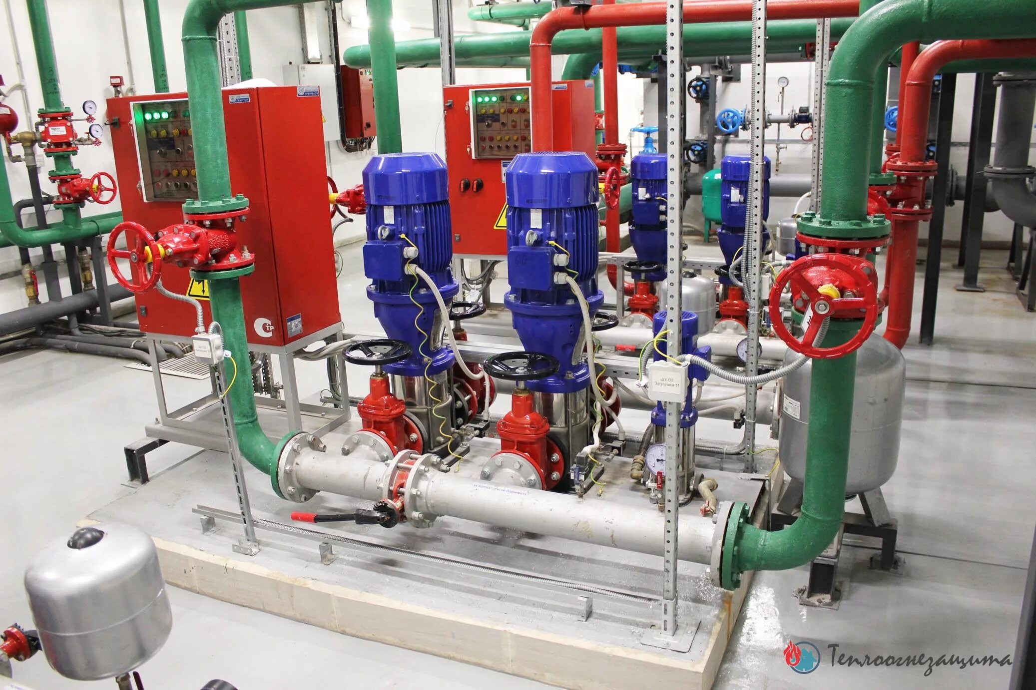 Спринклерные ауп. Сплинкера для системы пожаротушения. 61005654 корпус спринклера. Водяное пожаротушение спринклерная система. Внутристеллажное водяное пожаротушение.