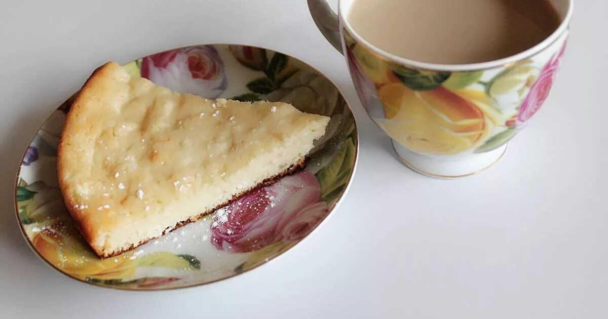 творожная запеканка со сгущенкой. запеканка с творогом и сгущенкой. творожная запеканка со сгущенкой. запеканка с сгущенкой рецепт. запеканка творожная 100г.