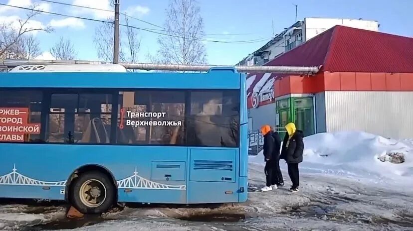 Ржев тверь автобус купить. Новые автобусы. Автобус Тверь. Маршрутка Тверь.